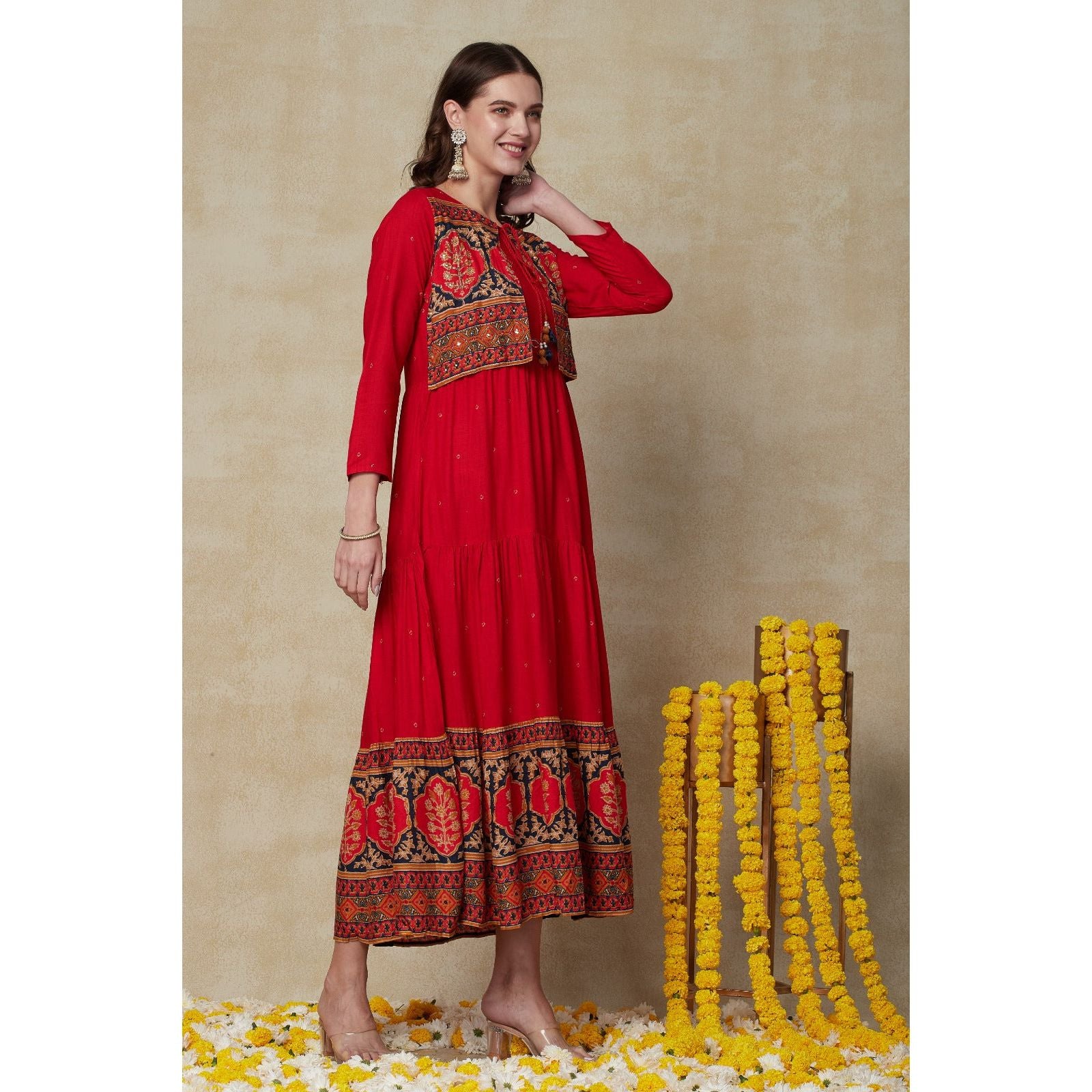 Pin by Pragati Jain on kurti | African print fashion dresses, Shrug for  dresses, Skirt and crop top indian