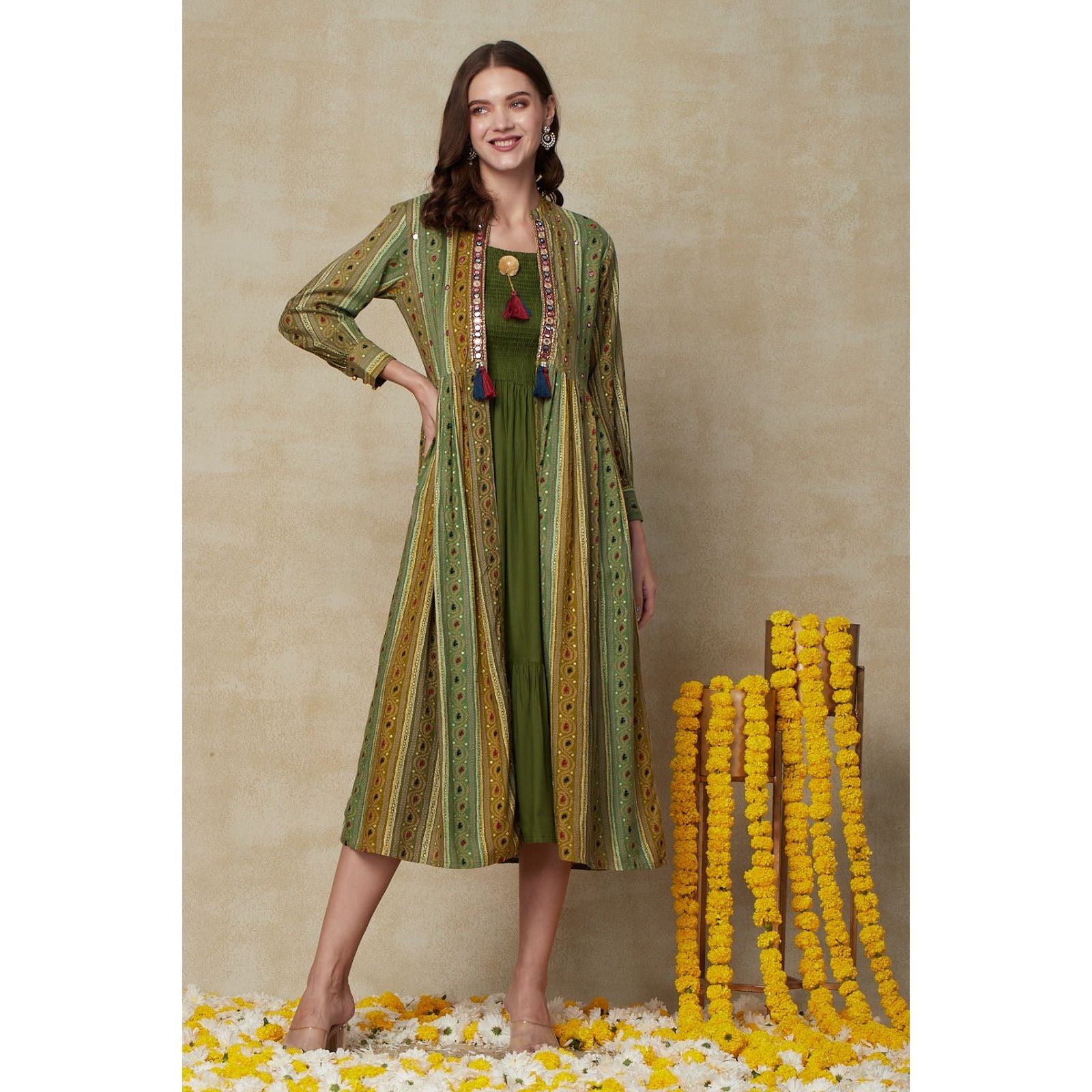 2SHE Ladies Cotton Long Shrug, Age Group : Adults, Pattern : Plain at Rs  716 / Piece in Faridabad