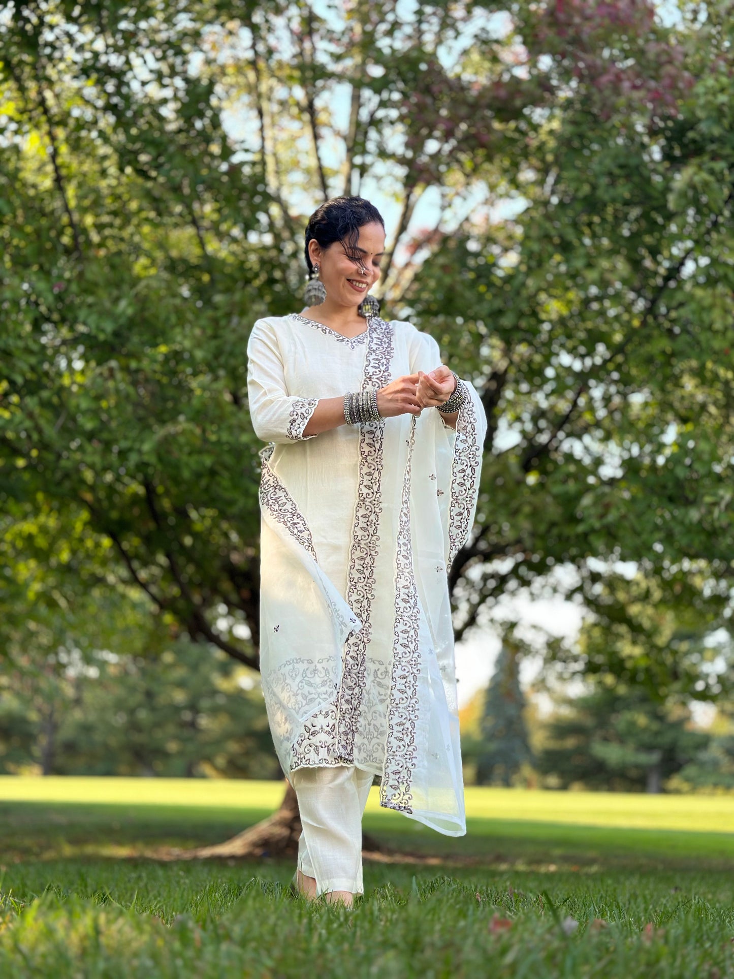 Off White Silk Blend Kurta Set for Diwali/Festive Wear