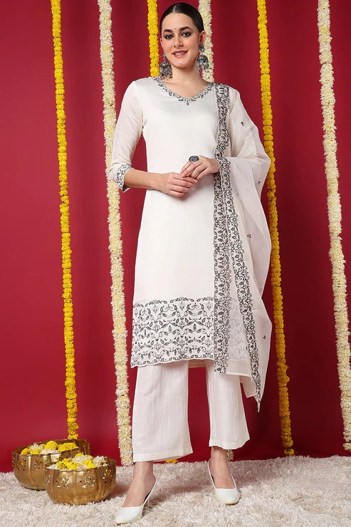 Off White Silk Blend Kurta Set for Diwali/Festive Wear