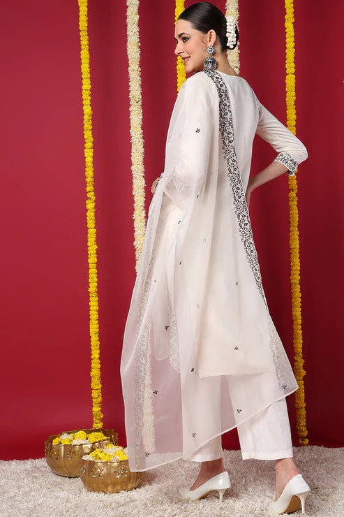 Off White Silk Blend Kurta Set for Diwali/Festive Wear