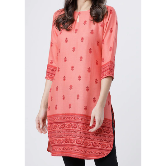 Short Kurti for women. Kurti with prints, perfect to wear on jeans or skirt. Indian tunic top , everyday wear kurtas